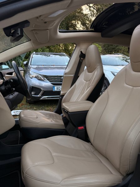 2015 Tesla Model S - photo 39