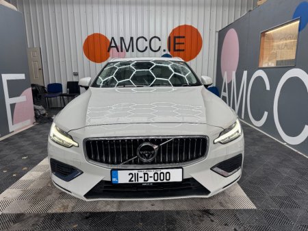2021 Volvo V60 - photo 2