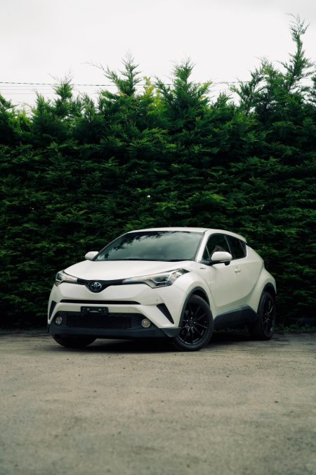 2017 Toyota C-HR 1.8 HYBRID LUNA