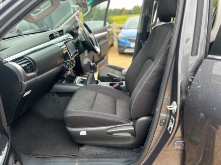 2023 Toyota Hilux - photo 11