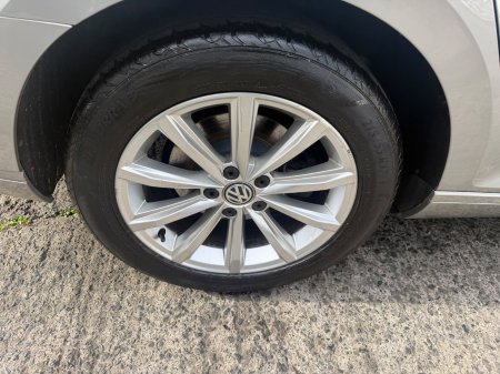 2015 Volkswagen Passat - photo 8