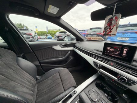 2017 Audi A4 - photo 24