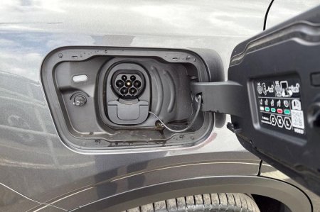 2025 Ford Explorer - photo 35