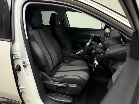 2019 Peugeot 3008 - photo 9