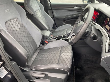 2024 Volkswagen Golf - photo 12