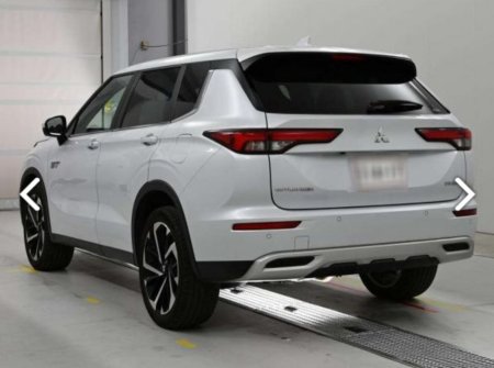 2023 Mitsubishi Outlander - photo 11