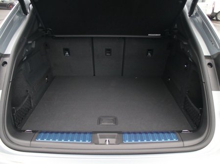 2026 Porsche Macan - photo 11