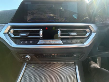 2021 BMW 3-Series - photo 29