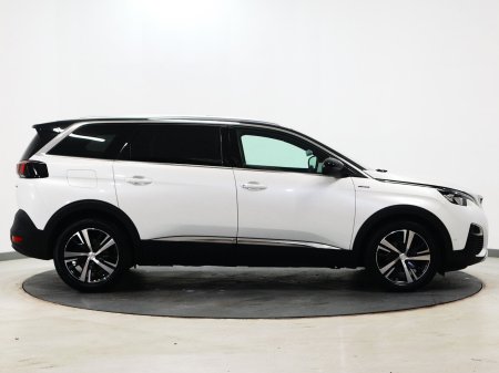 2019 Peugeot 5008 - photo 2