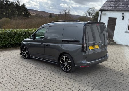 2023 Volkswagen Caddy - photo 4