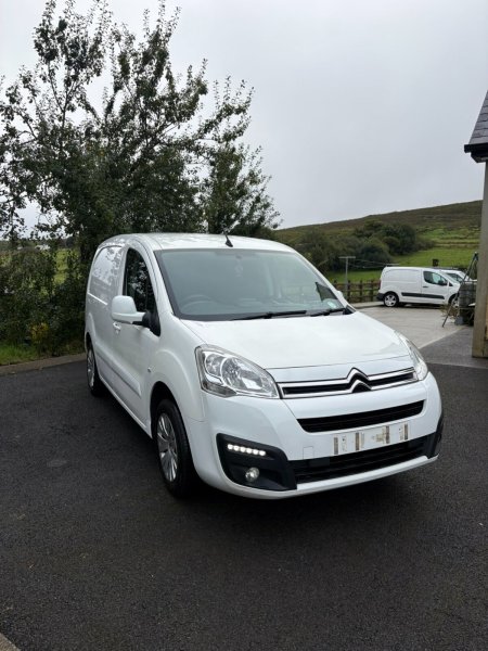 2018 Citroen Berlingo - photo 2