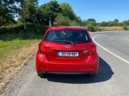 2016 Toyota Yaris - photo 6