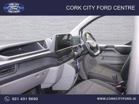 2025 Ford Transit Custom - photo 13