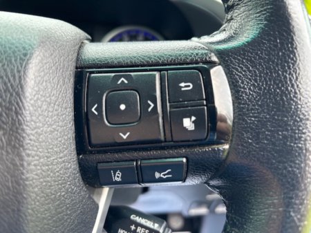 2020 Toyota Hilux - photo 13