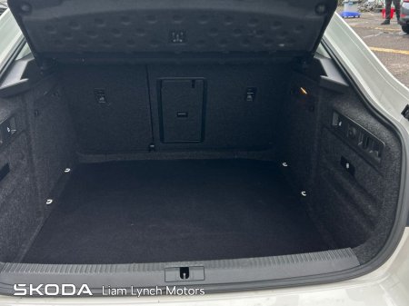 2018 Skoda Superb - photo 10