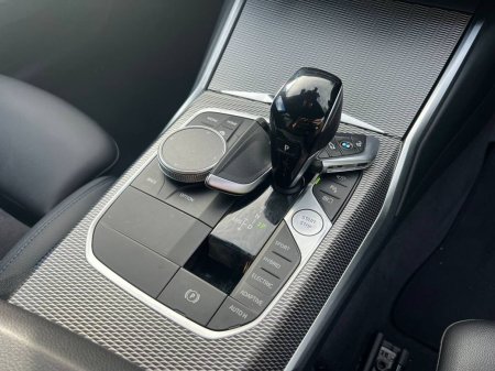 2022 BMW 3-Series - photo 11