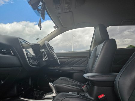 2018 Mitsubishi Outlander - photo 10