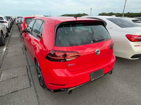 2017 Volkswagen Golf - photo 2