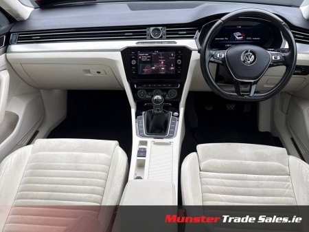 2018 Volkswagen Passat - photo 8