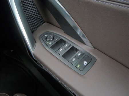 2023 BMW iX1 - photo 20