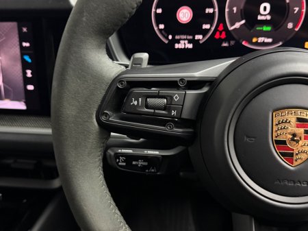 2024 Porsche Cayenne - photo 24