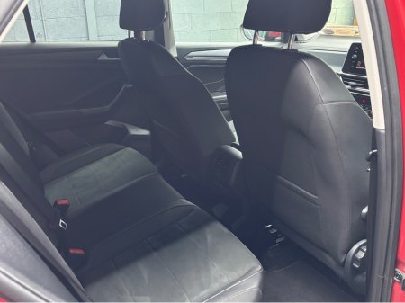 2023 Volkswagen T-Roc - photo 8