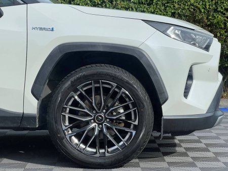 2020 Toyota RAV4 - photo 9