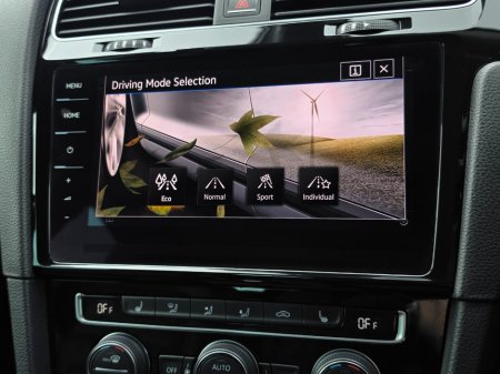 2018 Volkswagen Golf - photo 16
