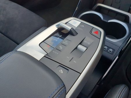 2025 BMW iX1 - photo 10
