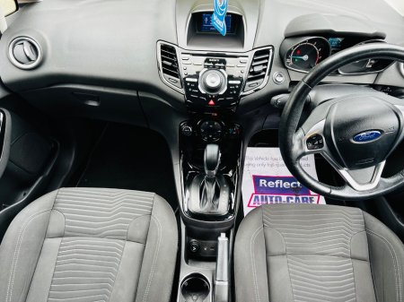 2015 Ford Fiesta - photo 16