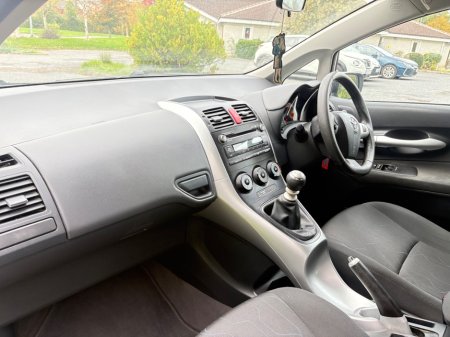 2010 Toyota Auris - photo 12