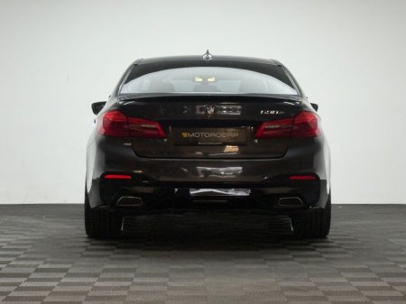 2018 BMW 5-Series - photo 6