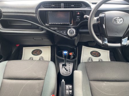 2016 Toyota Aqua - photo 14