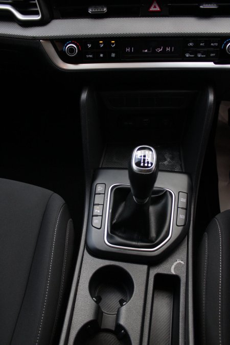 2022 Kia Sportage - photo 15