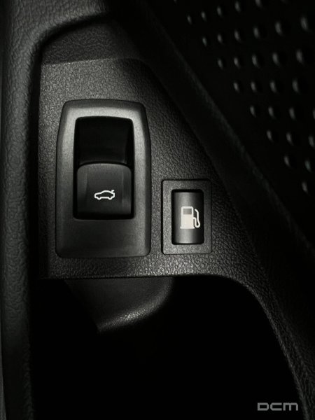 2021 BMW 3-Series - photo 25
