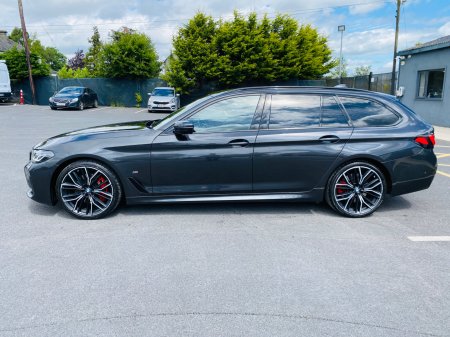 2023 BMW 5-Series - photo 10