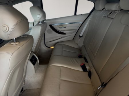 2017 BMW 3-Series - photo 16