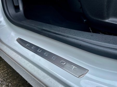 2018 Peugeot 308 - photo 20