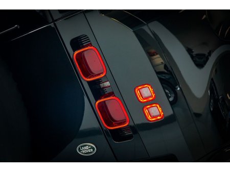 2022 Land Rover Defender - photo 12