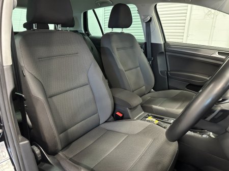 2019 Volkswagen Golf - photo 24