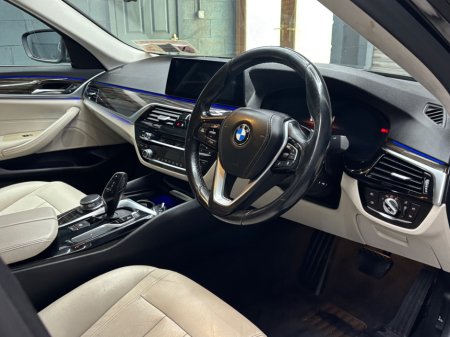 2018 BMW 5-Series - photo 8