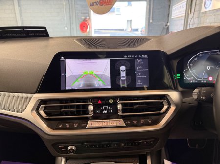 2022 BMW 3-Series - photo 15
