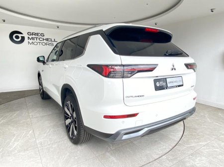 2026 Mitsubishi Outlander - photo 9