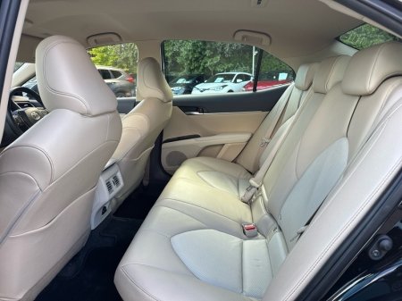 2020 Toyota Camry - photo 7