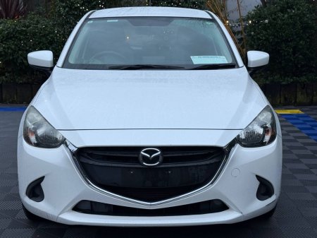 2017 Mazda Demio - photo 14