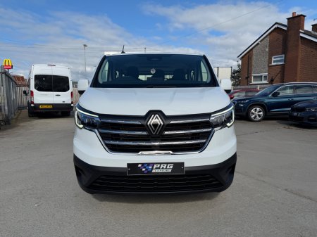 2025 Renault Trafic - photo 2