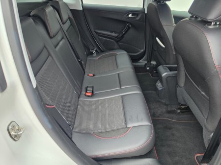2018 Peugeot 2008 - photo 18