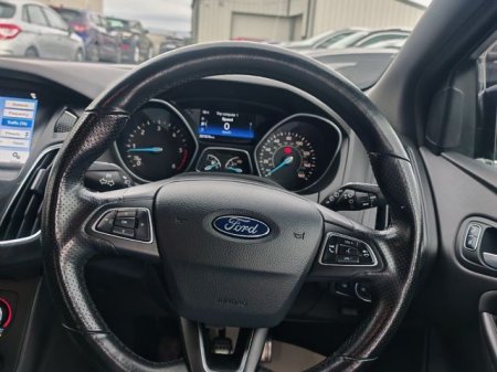 2018 Ford Focus - photo 21
