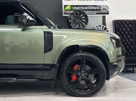 2023 Land Rover Defender - photo 7