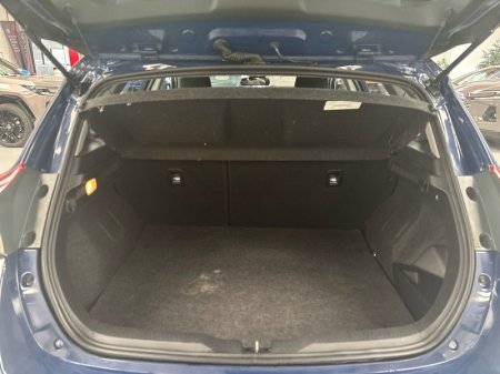 2017 Toyota Auris - photo 10